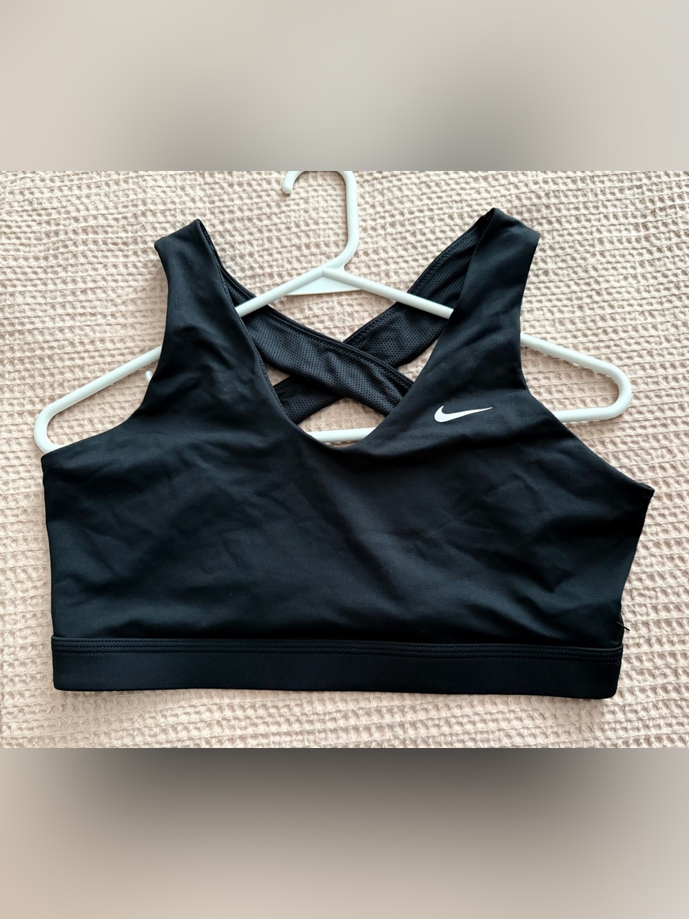Nike Black Cross-Back Sports Bra